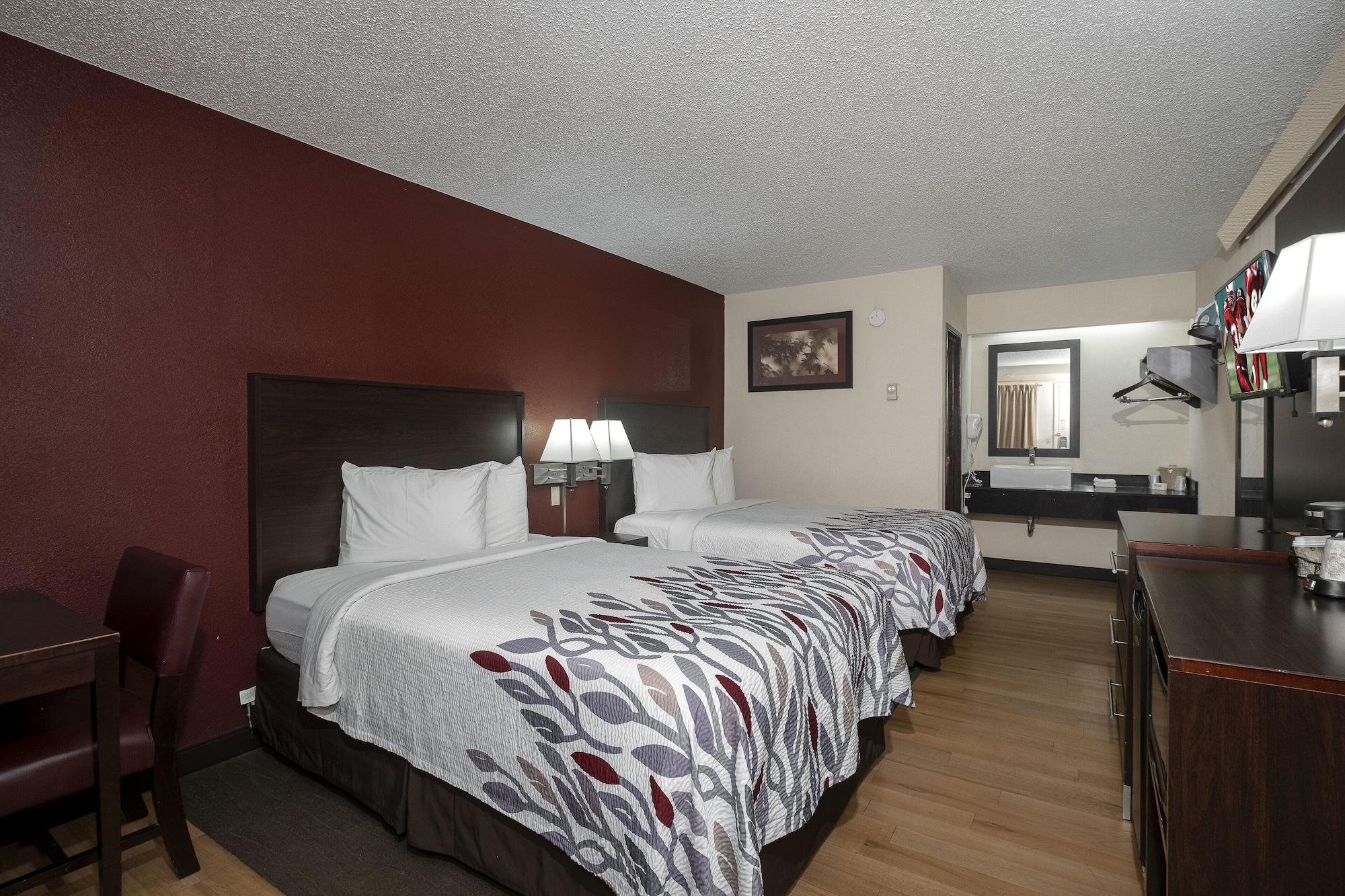 Red Roof Inn Champaign - University Dış mekan fotoğraf