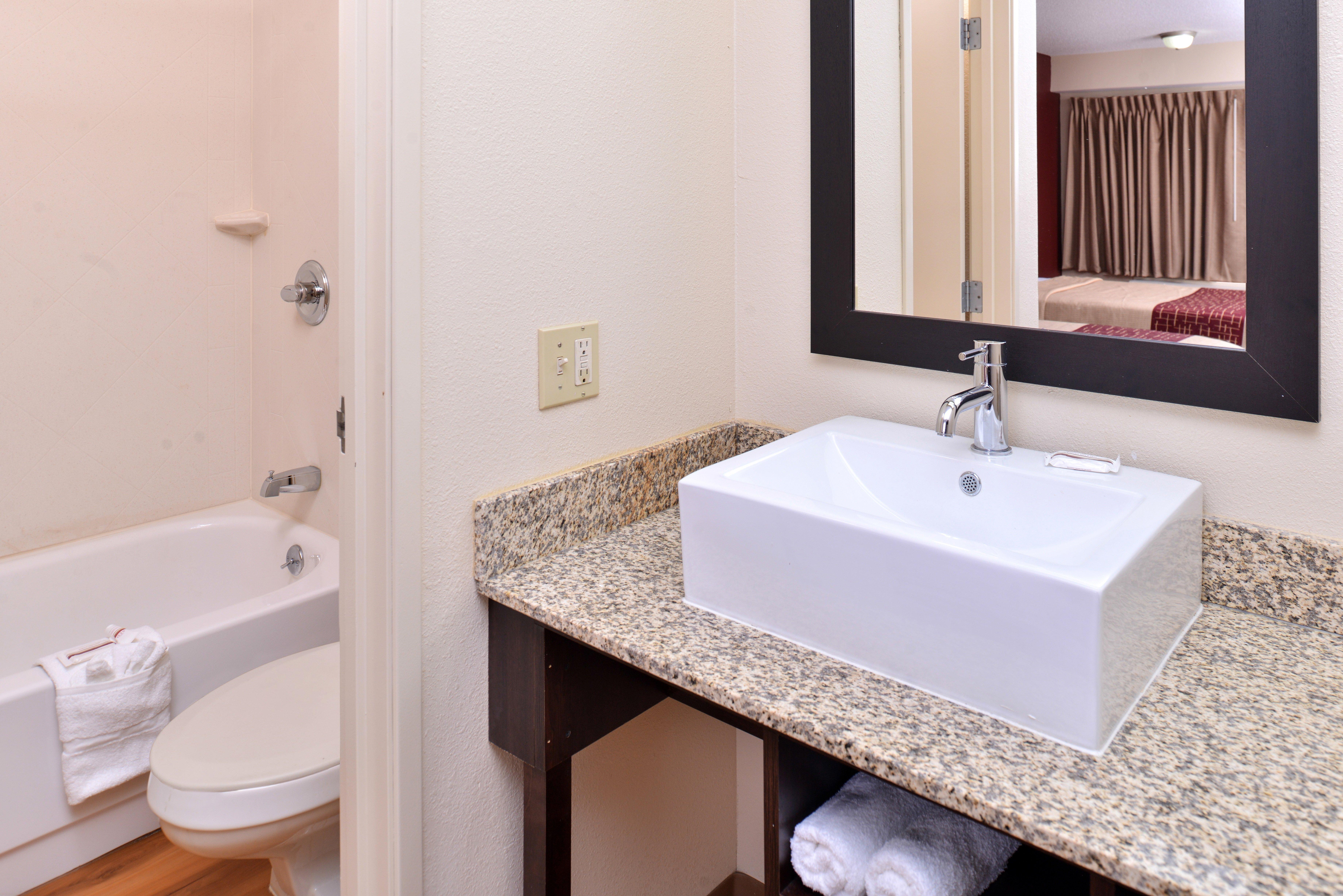 Red Roof Inn Champaign - University Dış mekan fotoğraf