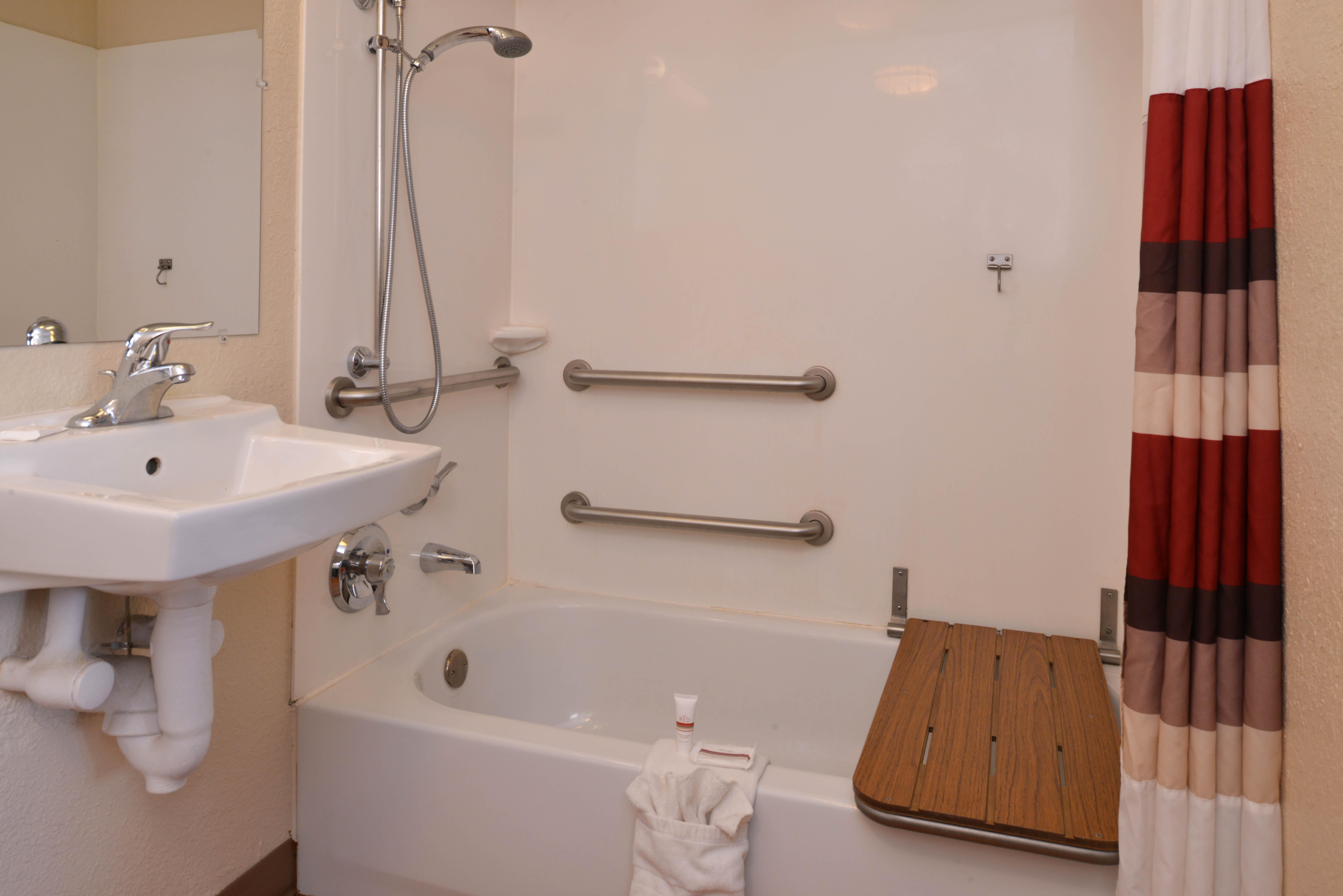 Red Roof Inn Champaign - University Dış mekan fotoğraf