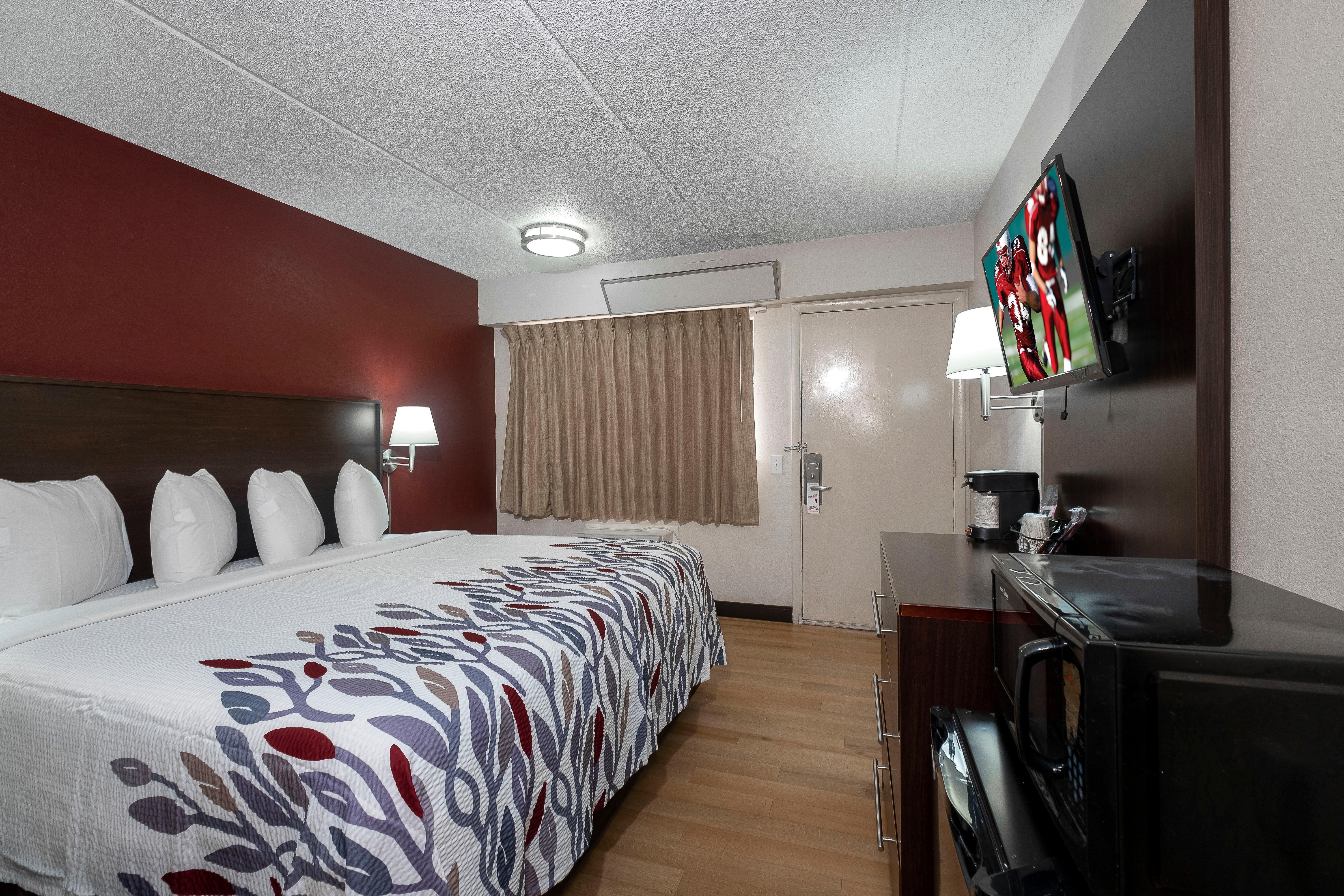 Red Roof Inn Champaign - University Dış mekan fotoğraf